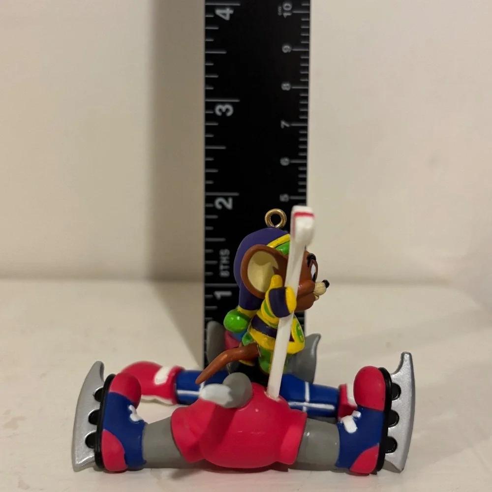 Carlton‎ Cards Tom Jerry Hockey Hijinks Ornament 1998 Heirloom 114 CXOR-117Y NEW